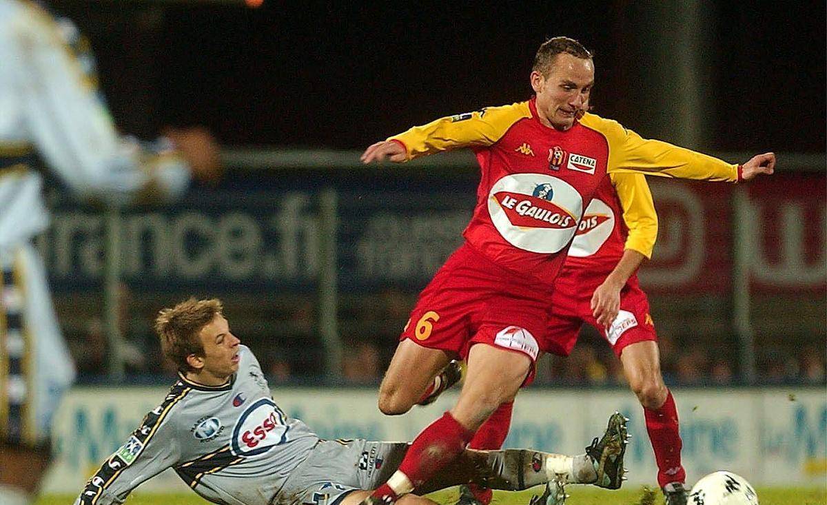 app下载-塞维利亚内部会议纪要流出：冲刺阶段状态回暖；法甲使命明确；年轻球员得到机会(今日塞维利亚激战巴伦西亚)