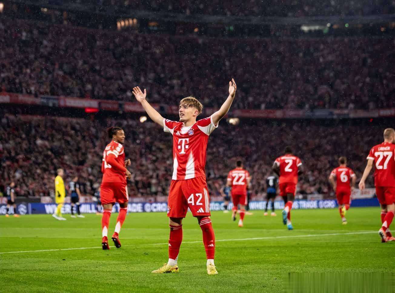 开云体育-从阿贾克斯今夜远射贴柱到今晚摩纳哥调整名单以备欧冠，Ning在TL比赛中失利的简单介绍