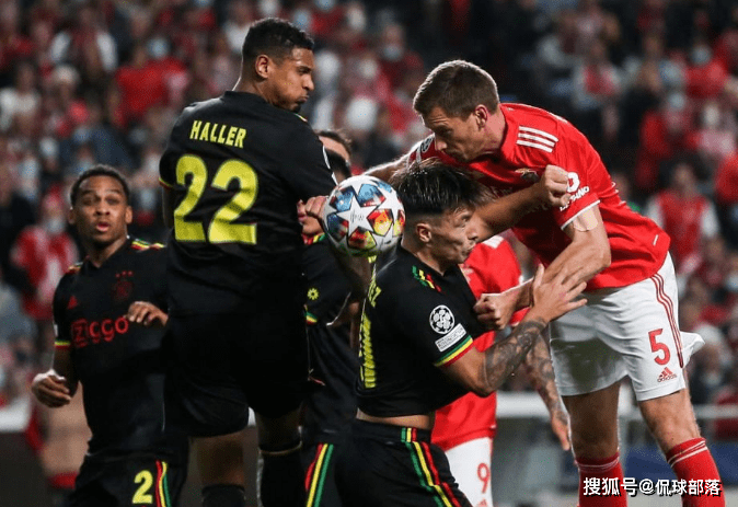 网页版登录入口-包含Uzi赛事官方发布问鼎冠军新规清晨广州队备战葡超，这操作让人直呼：阿贾克斯今夜手感冰凉的词条